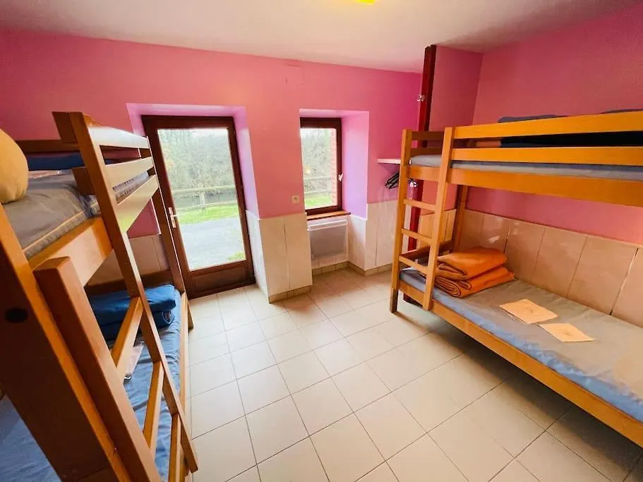Gite De Painfaut Pour 12 Personnes Avessac 0*,  France